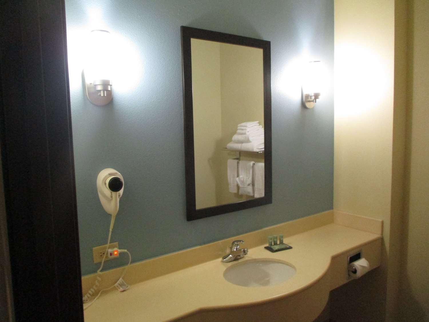 Best Western Coffeyville Central Business District Inn&Suites Exterior foto