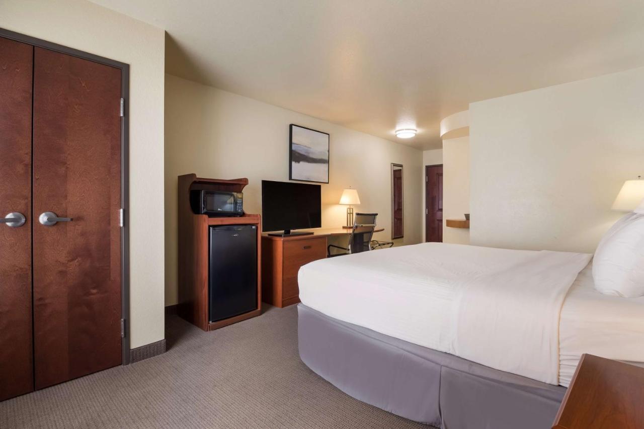 Best Western Coffeyville Central Business District Inn&Suites Exterior foto