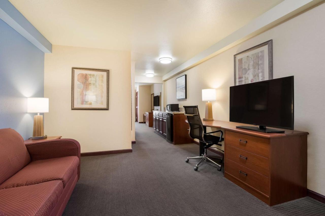 Best Western Coffeyville Central Business District Inn&Suites Exterior foto
