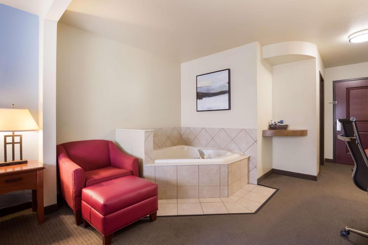 Best Western Coffeyville Central Business District Inn&Suites Exterior foto