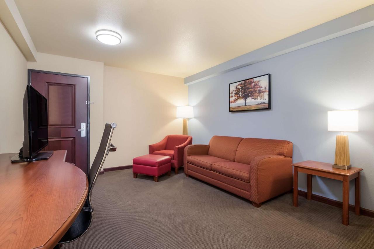 Best Western Coffeyville Central Business District Inn&Suites Exterior foto